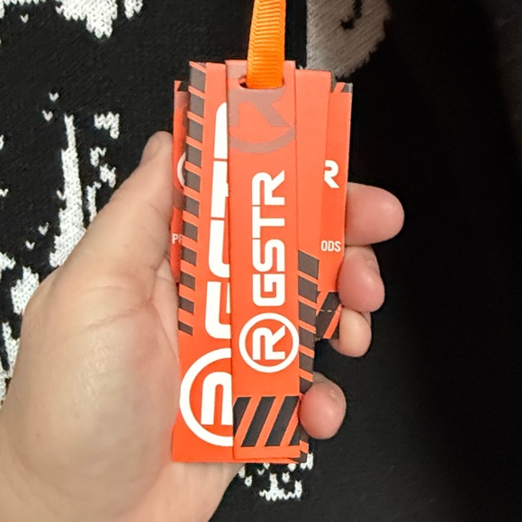 Rgstr Skull and Leaf Sweater Medium NWT - Picture 3 of 7